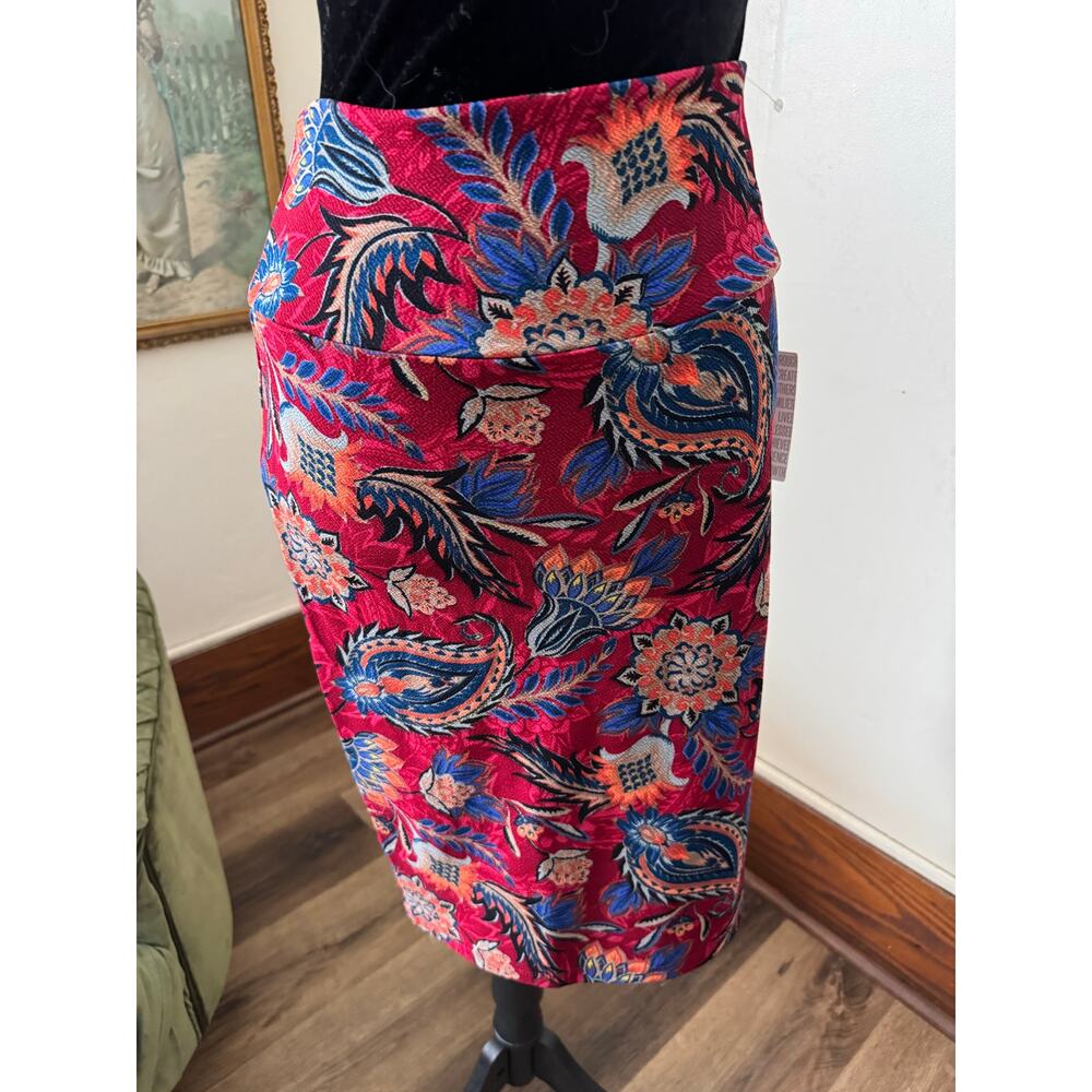 NWT LuLaRoe Cassie Pencil Skirt S Red Blue Floral Stretch